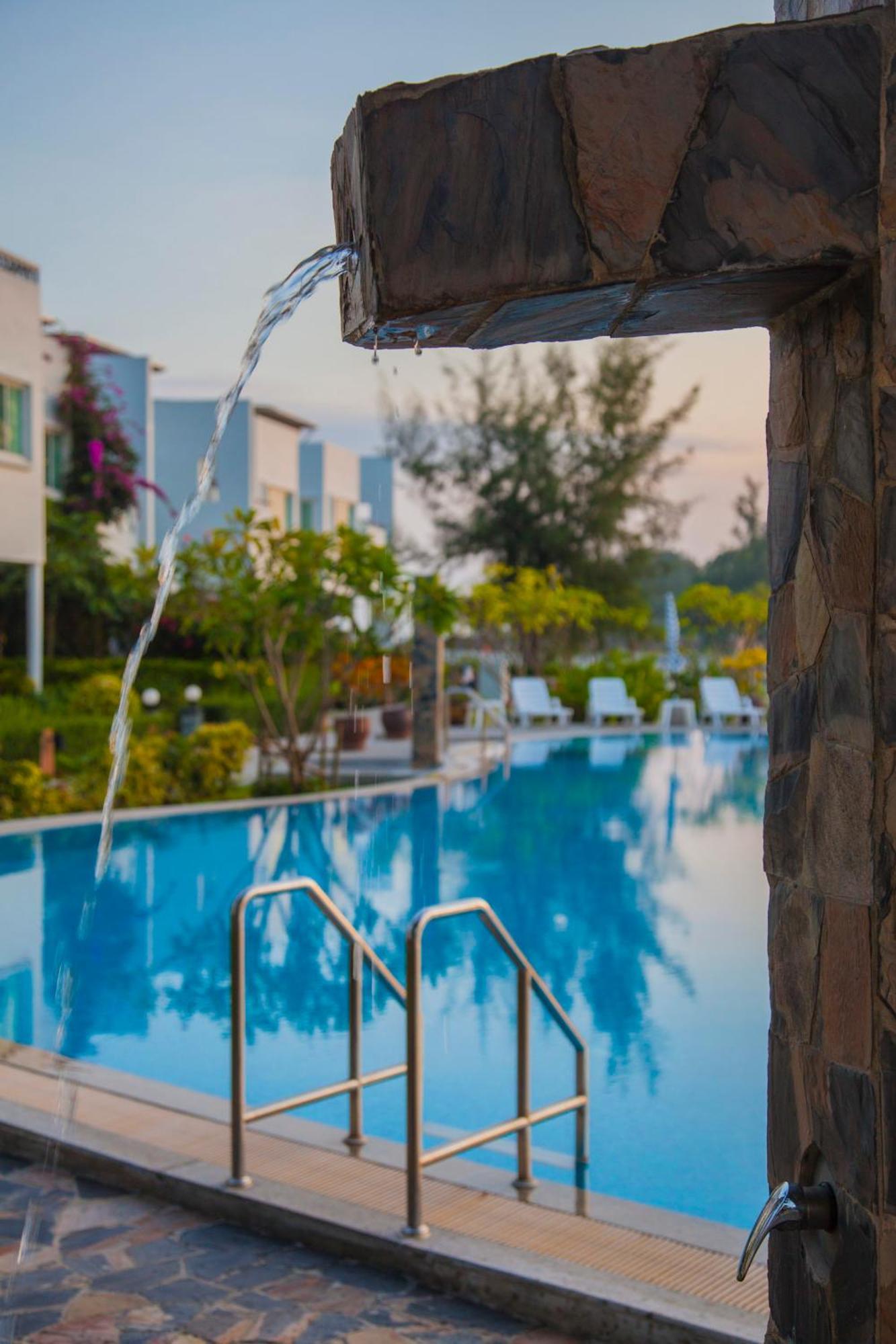Absolute Beachfront Villa Ban Huai Yang Exterior foto
